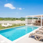Vila Spartakos - Slow Living Retreat Collections With Private Pools