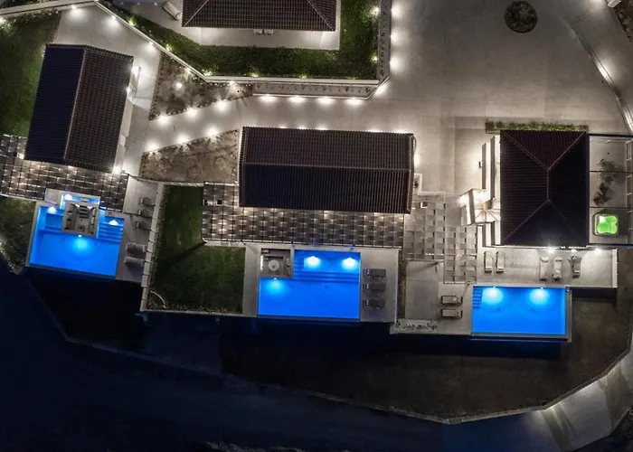 Villa Spartakos - Slow Living Retreat Collections With Private Pools Plános
